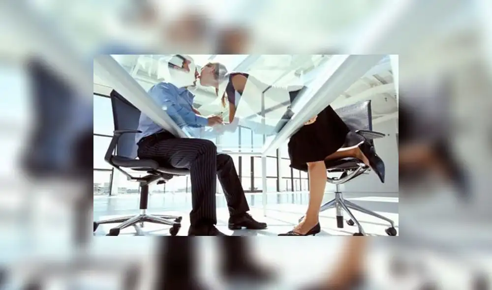 Facebook: Compañía obligó a sus empleadas a simular sexo oral en fiesta de fin de año