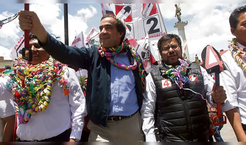 apoyo. Lescano dio espaldarazo a candidatos de Puno. apoyo. Lescano dio espaldarazo a candidatos de Puno.