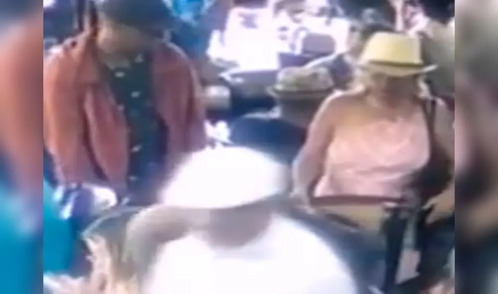 Barranco: pareja de ancianos roba a extranjeros en restaurante Barranco: pareja de ancianos roba a extranjeros en restaurante