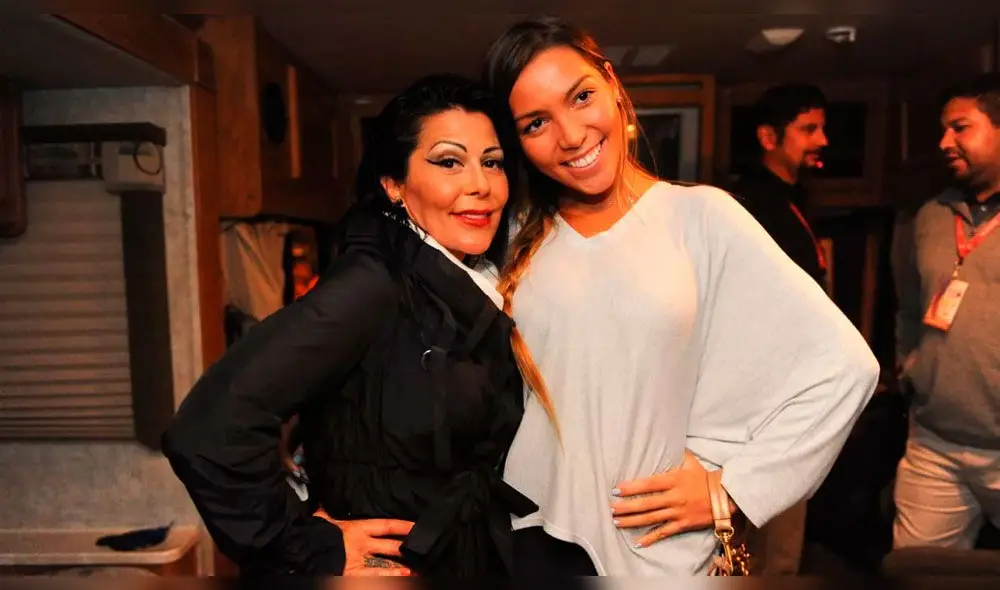 Alejandra Guzmán derramó lágrimas por Frida Sofía durante concierto [VIDEO]