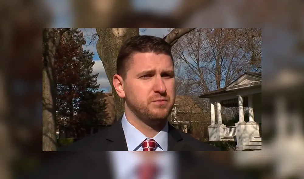 Profesor afronta investigación tras pedirle a su alumno que le frote crema en la espalda [VIDEO]