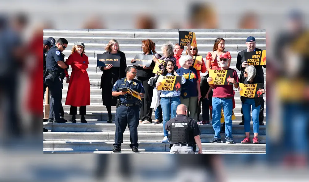 Jane Fonda es arrestada por protestar frente al Congreso de Estados Unidos Jane Fonda es arrestada por protestar frente al Congreso de Estados Unidos