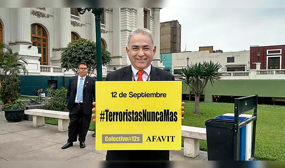 En el Pleno piden que Jibaja sea retirado del Congreso En el Pleno piden que Jibaja sea retirado del Congreso