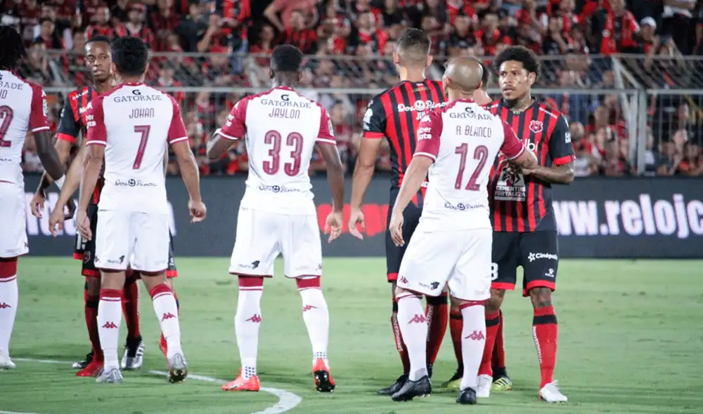 Sigue aquí EN VIVO ONLINE el Saprissa vs. Alajuelense por la fecha 5 del Torneo Apertura 2019 de la Primera División de Costa Rica. | Foto: @alpiedeldeporte Sigue aquí EN VIVO ONLINE el Saprissa vs. Alajuelense por la fecha 5 del Torneo Apertura 2019 de la Primera División de Costa Rica. | Foto: @alpiedeldeporte