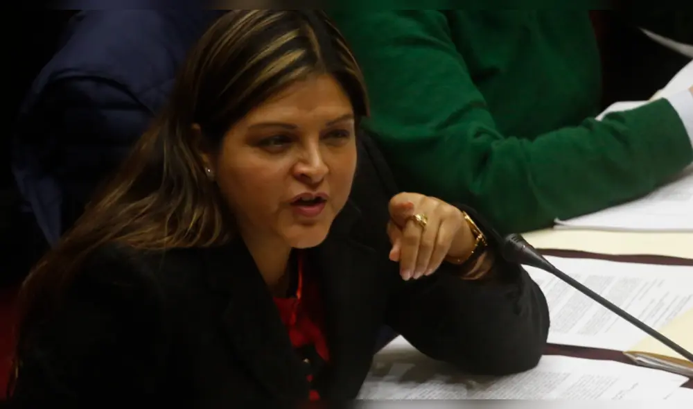 Los 18 congresistas que rechazaron acusación criminal y blindaron a César Hinostroza