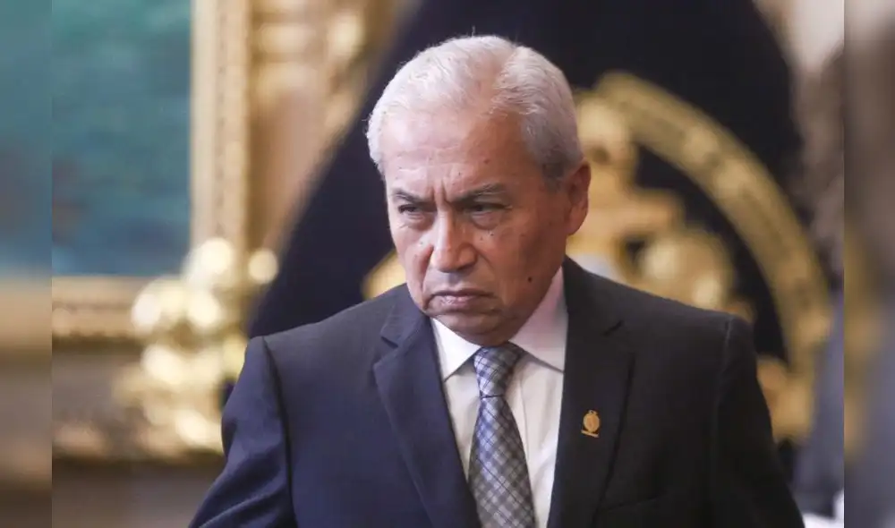 Audios complican situación legal del fiscal de la Nación