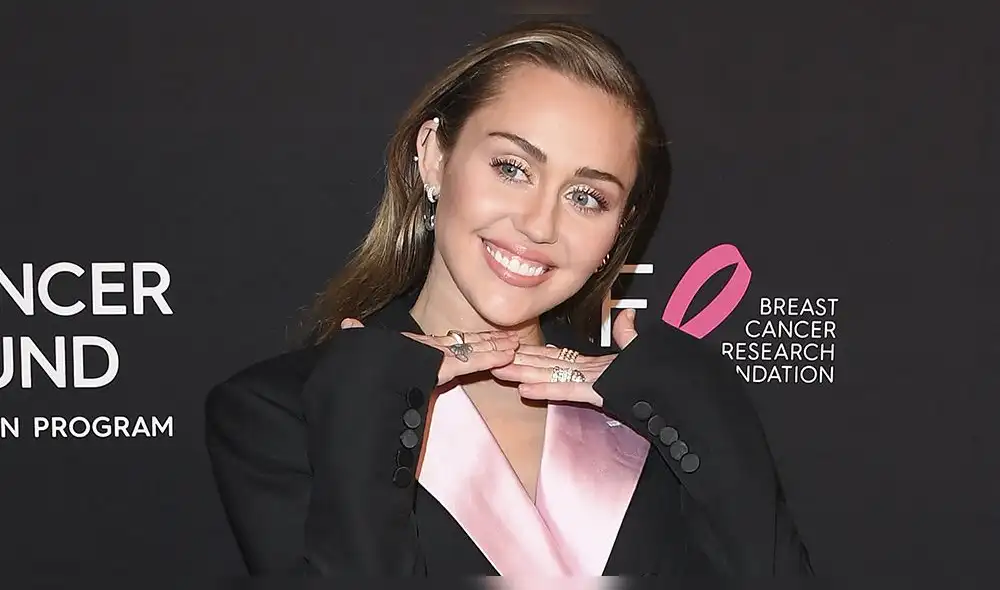 Miley Cyrus posa desnuda para promocionar concierto [VIDEO]