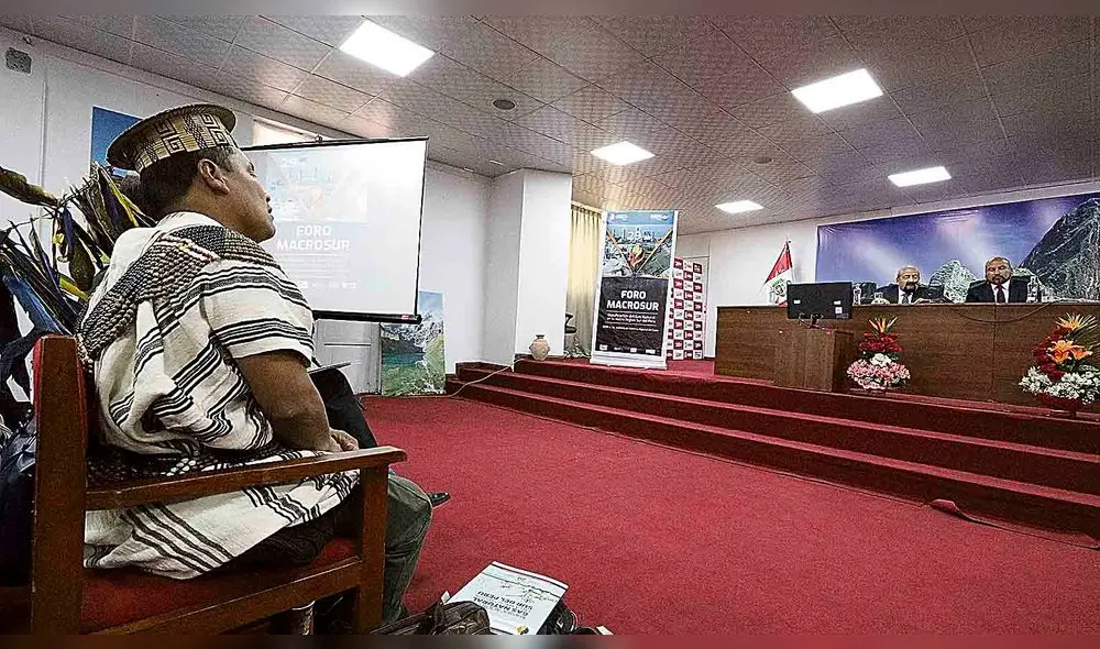 análisis. En foro sobre la masificación del gas en regiones del sur, se evaluaron todos los escenarios del porqué no se ha logrado distribuir este recurso. análisis. En foro sobre la masificación del gas en regiones del sur, se evaluaron todos los escenarios del porqué no se ha logrado distribuir este recurso.