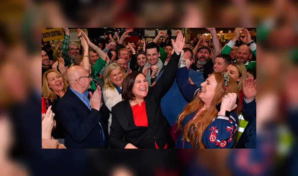 El partido de izquierda, Sinn Féin, logró acabar con el gobierno del bipartidismo, movimiento político tradicional que dominaba en Irlanda. Foto: Difusión.