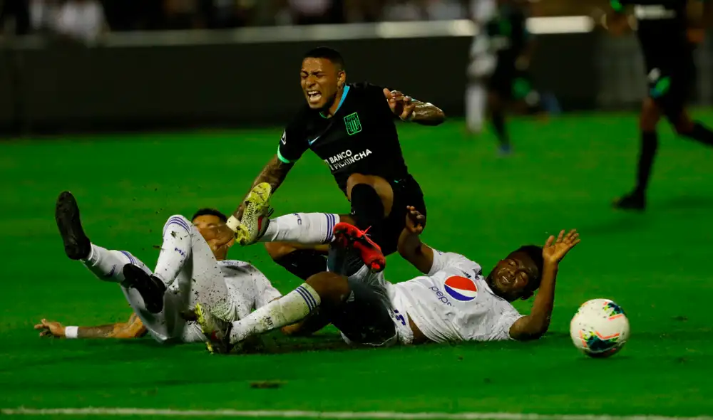 Alianza Lima - Noche Blanquiazul