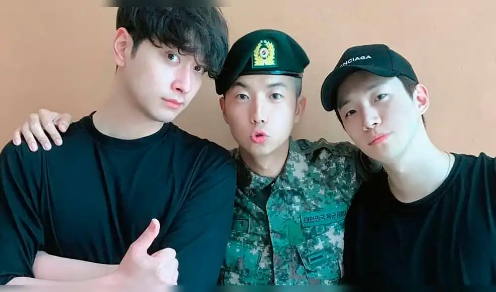 Compañero de 2PM visitaron a Wooyoung durante su cumplimiento del servicio militar. Compañero de 2PM visitaron a Wooyoung durante su cumplimiento del servicio militar.