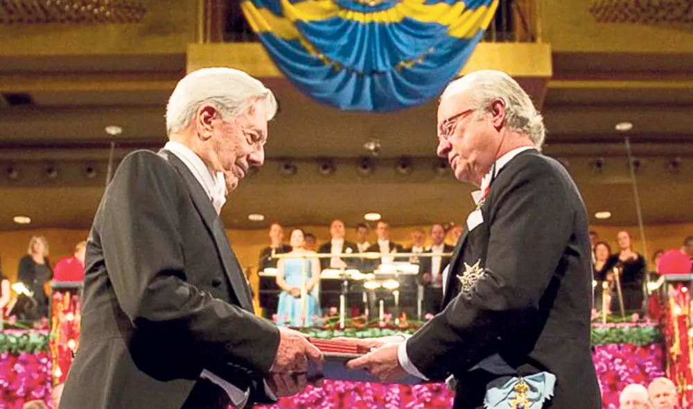 En Estocolmo. Momentos en que recibe el más alto galardón del rey Carlos XVI Gustavo. En Estocolmo. Momentos en que recibe el más alto galardón del rey Carlos XVI Gustavo.