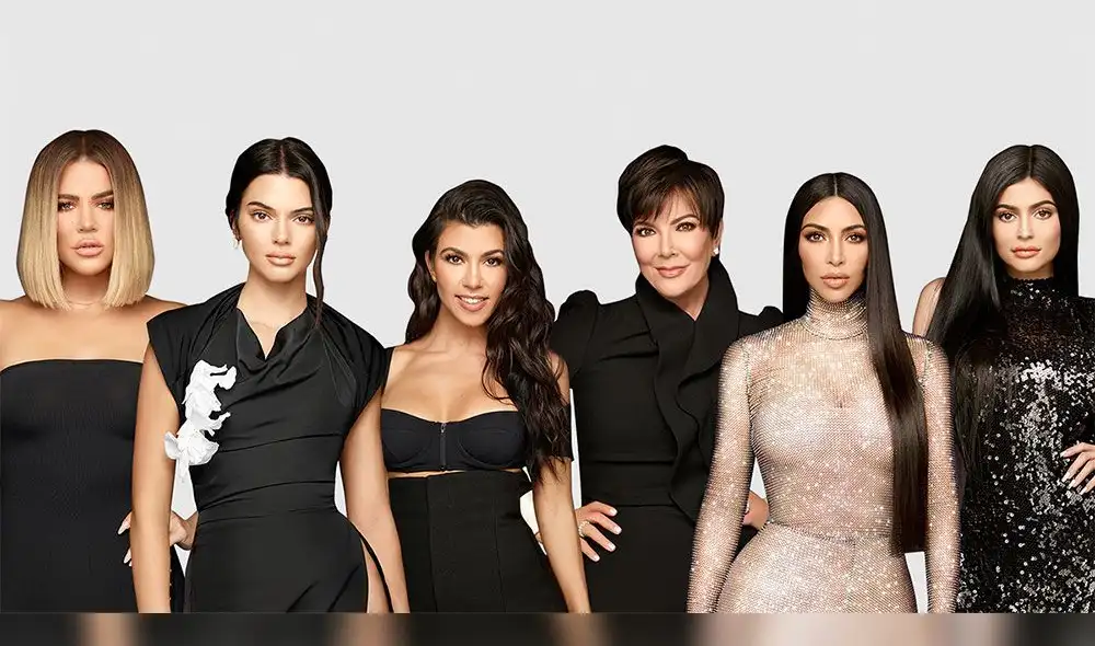 Hermanas Kardashian sorprenden con postal horas antes de Nochebuena [FOTO]