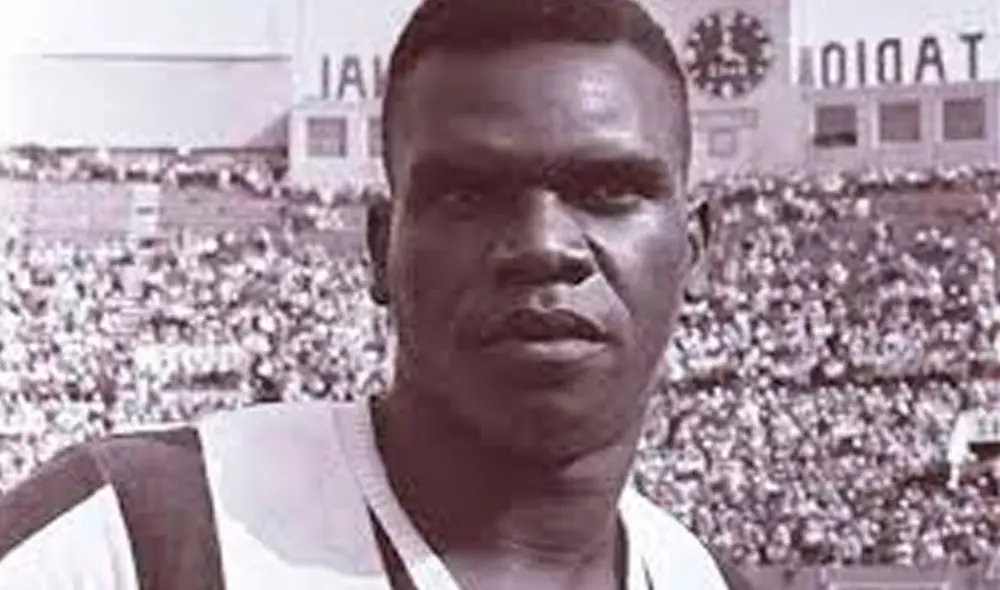 Perico León, uno de los delanteros más letales del conjunto victoriano.