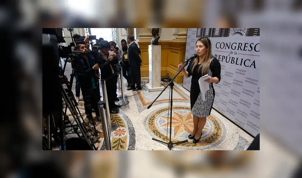 Yeni Vilcatoma denunció al fiscal Hamilton Castro, del Caso Odebrecht