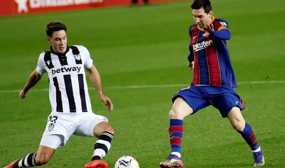 Barcelona vs. Levante se enfrentan en el Camp Nou. Foto: EFE
