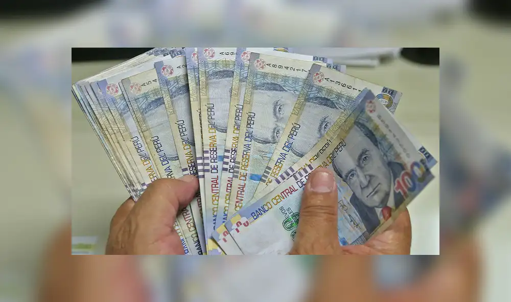 Jóvenes peruanos siguen prefiriendo el efectivo para compras pequeñas