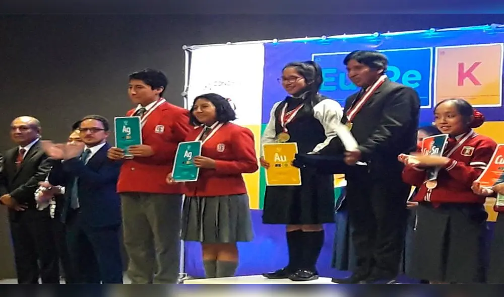 Escolares arequipeños representarán al Perú en concurso de ciencias en Estados Unidos Escolares arequipeños representarán al Perú en concurso de ciencias en Estados Unidos
