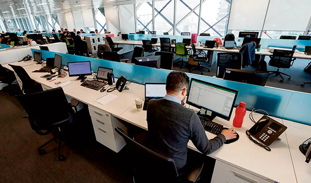 En silencio. Los salones de clases lucieron vacíos. En silencio. Los salones de clases lucieron vacíos.