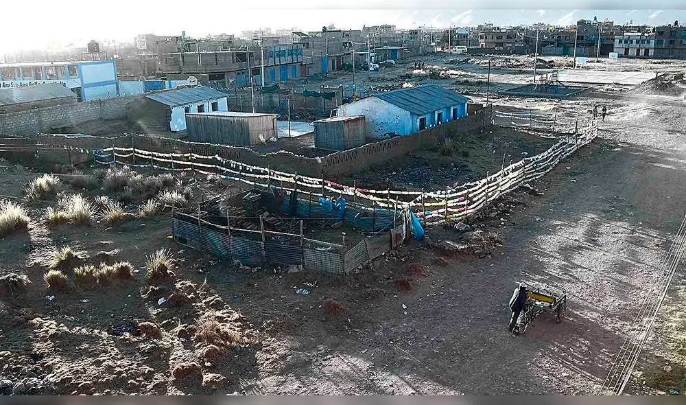 Área. Terreno sin cercar terminó beneficiando a entorno del presidente de urbanización, quien es cercano a exjefe de Cofopri. Área. Terreno sin cercar terminó beneficiando a entorno del presidente de urbanización, quien es cercano a exjefe de Cofopri.