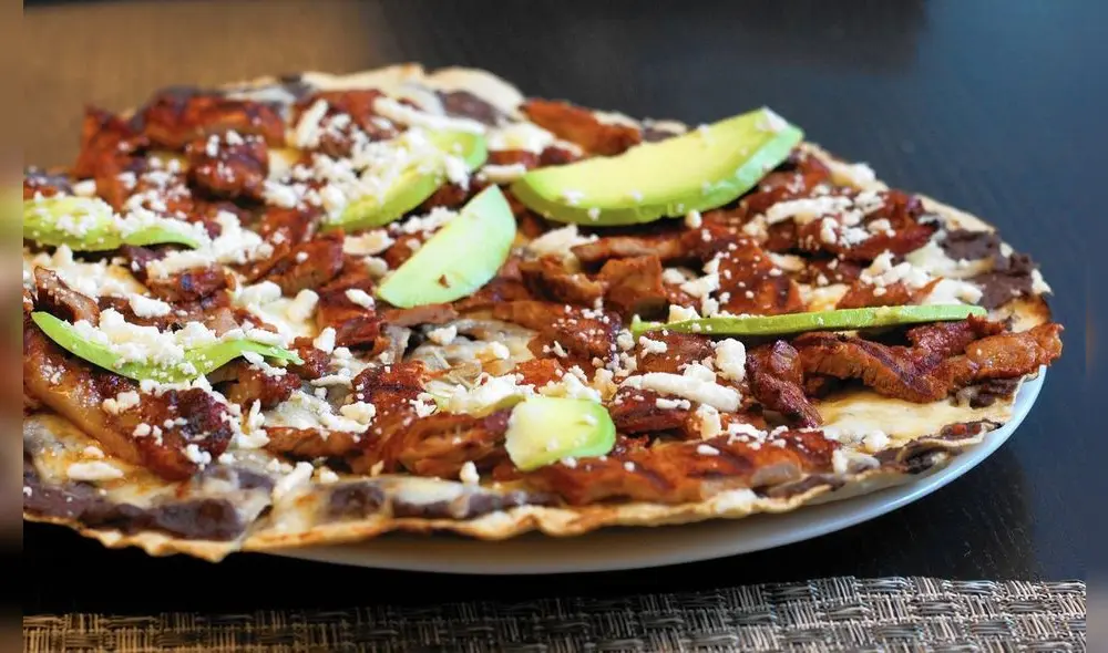 La tlayuda fue declarada como patrimonio cultural de la humanidad por la Unesco en el 2010. (Foto: Chicago Tribune)