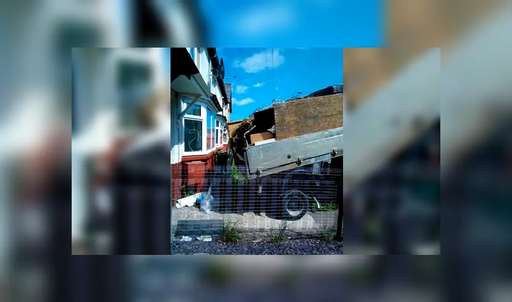 Desliza hacia la izquierda para ver más del video viral. Fotocaptura: YouTube Desliza hacia la izquierda para ver más del video viral. Fotocaptura: YouTube