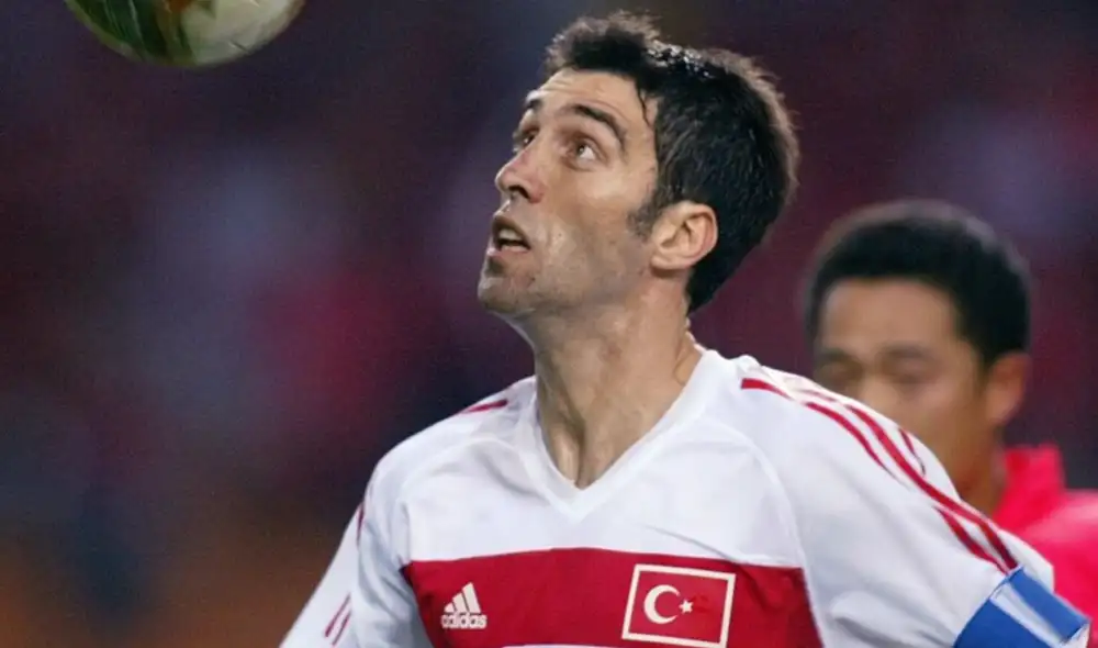 Hakan Sukur durante la Copa del Mundo Corea-Japón 2022. Foto: FIFA Hakan Sukur durante la Copa del Mundo Corea-Japón 2022. Foto: FIFA