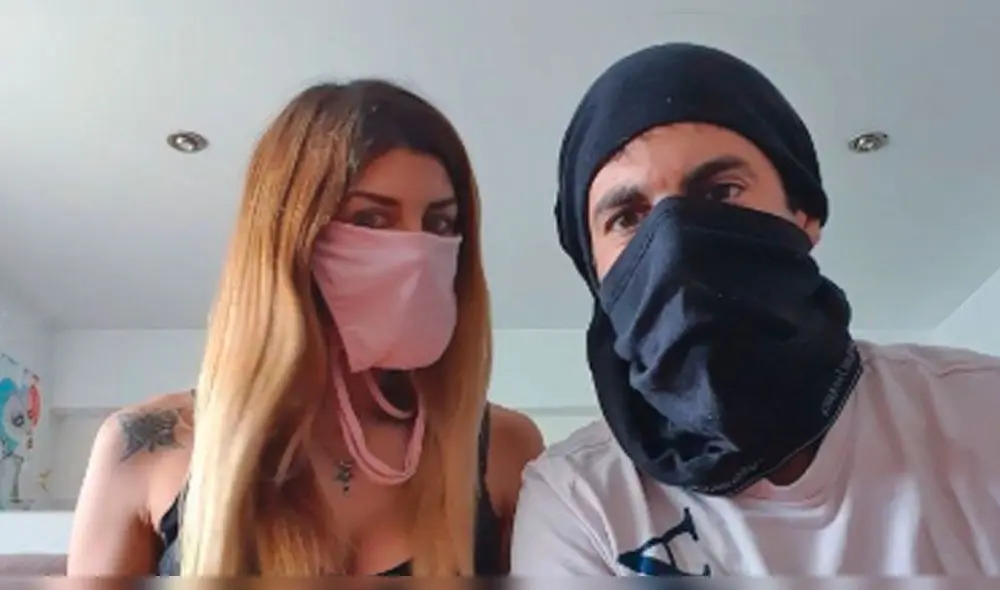 La modelo Xoana González jamás se percató que botaría agua de su boca y que le caiga a su pareja.