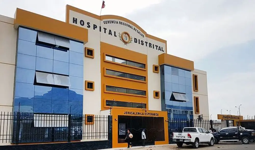 Anciana muere en la puerta de hospital de Trujillo
