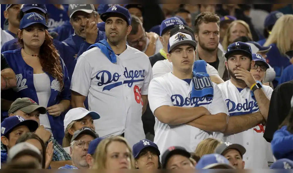 Serie Mundial 2018: Hinchas de los Red Sox y de los Dodgers se unen para insultar a aficionado de los Yankees [VIDEO]