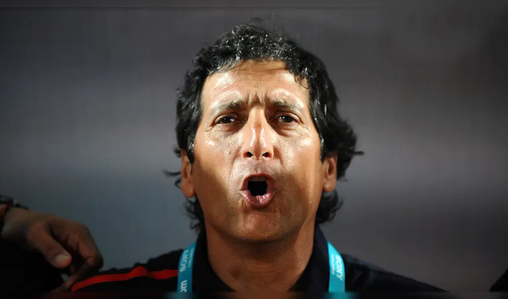 Alianza Lima: Marulanda da detalles de las negociaciones con Mario Salas. Foto: AFP Alianza Lima: Marulanda da detalles de las negociaciones con Mario Salas. Foto: AFP