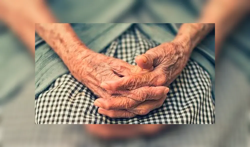 Tras hallar a la anciana, el personal de la Policía arrestó al sobrino de la víctima.