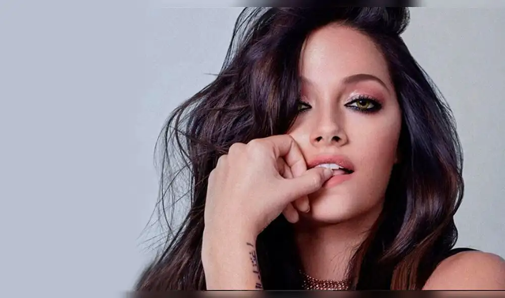 Novia de Paulo Dybala posa como Dios le trajo al mundo en Instagram 