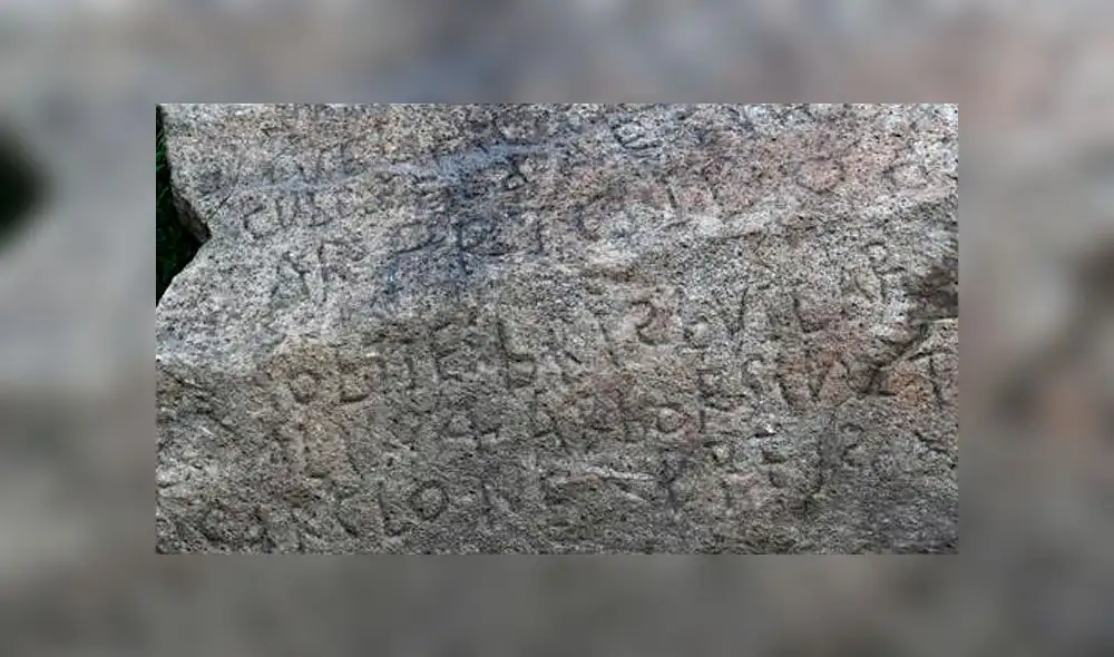 Ofrecen dinero por descifrar misterioso mensaje tallado en piedra de 230 años