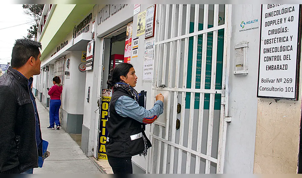 Publicidad en centro de Trujillo.