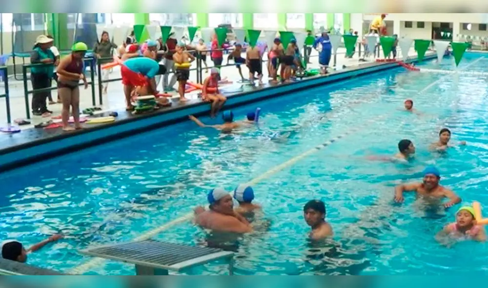 Arequipa: Advierten riesgos en la piscina de José Luis Bustamante y Rivero. Arequipa: Advierten riesgos en la piscina de José Luis Bustamante y Rivero.