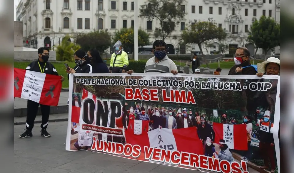 Manifestantes se congregaron en el Centro de Lima. Foto: Félix Contreras Manifestantes se congregaron en el Centro de Lima. Foto: Félix Contreras