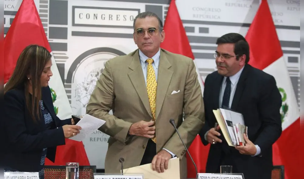 Inauguran cuadro de Pedro Olaechea en el Congreso