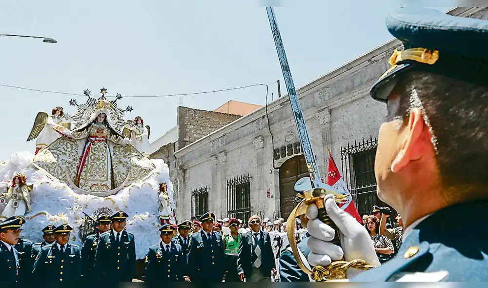 PROCESION POR EL DÍA DE LAS FUERZAS ARMADAS VIRGEN DE LA MERCED 
