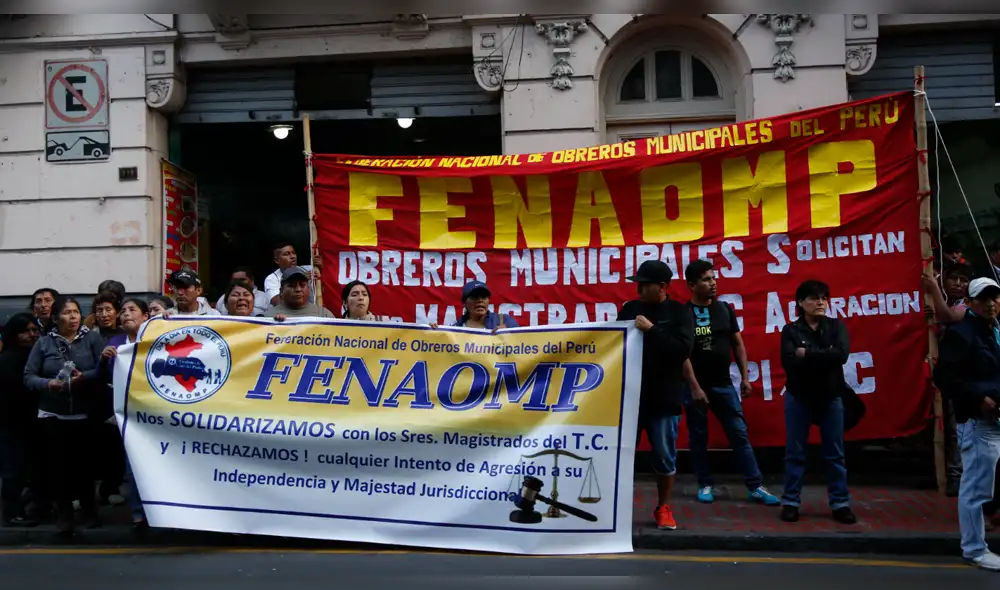 Al menos 300 mil estatales podrán negociar salarios Al menos 300 mil estatales podrán negociar salarios
