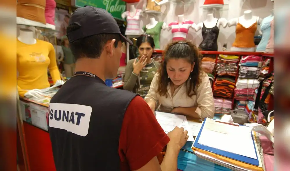 MEF: La economía peruana habría crecido un 2,5% y no 2,7% durante el 2017 