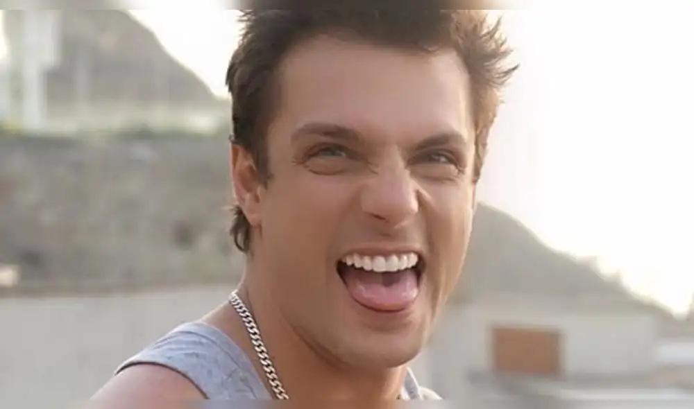 Nicola Porcella se muestra cariñoso con su expareja tras terminar con Romina Lozano