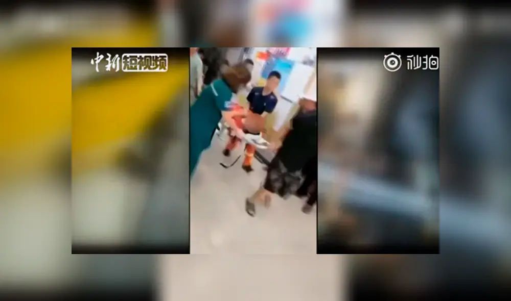 Accidente en escaleras eléctricas de centro comercial en China. Foto: Captura/Chinanews.com