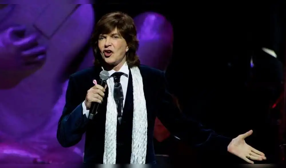 Camilo Sesto fue hospitalizado por complicaciones nefríticas