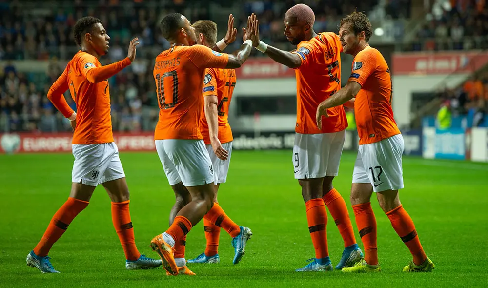 La selección de Holanda vapuleó 4-0 a su similar de Estonia. (Créditos: AFP) La selección de Holanda vapuleó 4-0 a su similar de Estonia. (Créditos: AFP)