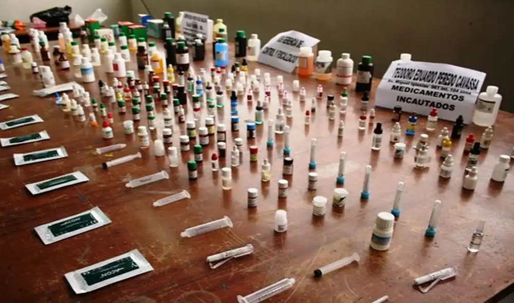 Medicamentos vencidos son un riesgo para la población. Medicamentos vencidos son un riesgo para la población.