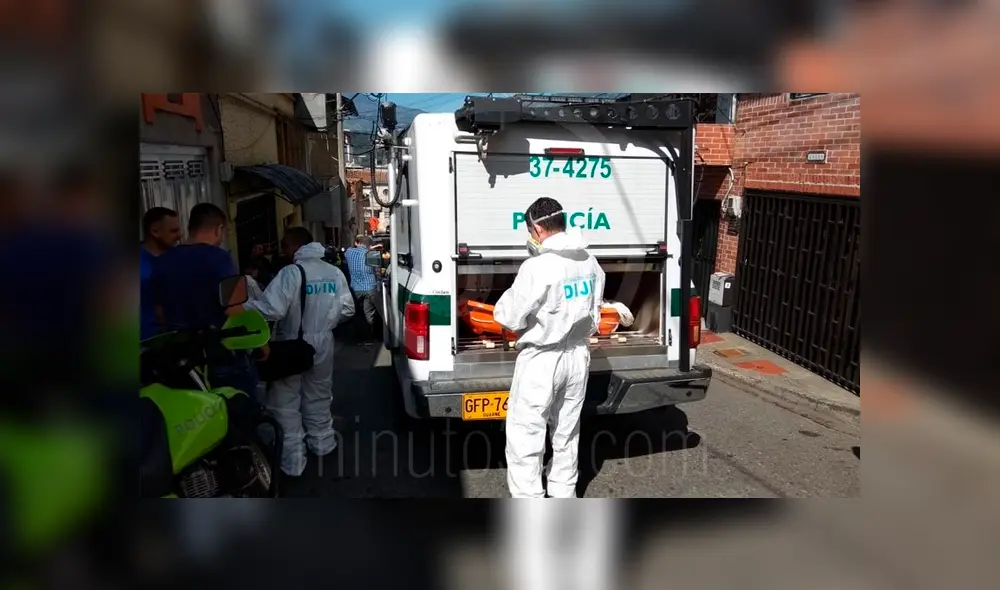 Hombre murió al caer desde el tercer piso de un estacionamiento. Hombre murió al caer desde el tercer piso de un estacionamiento.