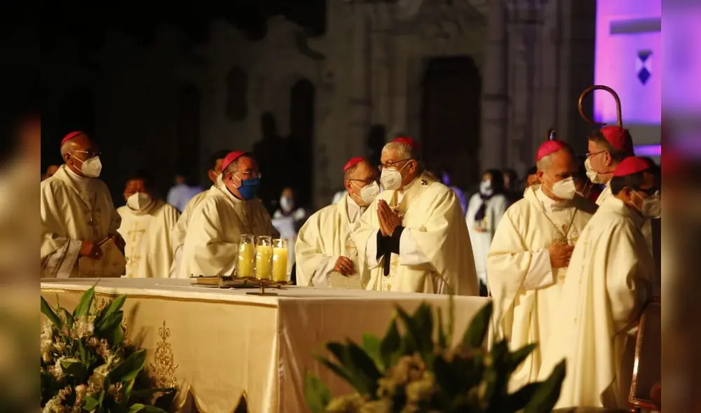 Arzobispado de Lima reconició a los héroes de primera línea. Foto: Felix Contreras.  GLR.
