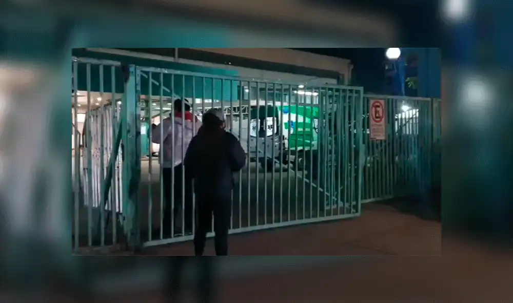 La anciana espera desde el sábado por un cupo para su atención en el nosocomio. Fuente: Radio Cooperativa.