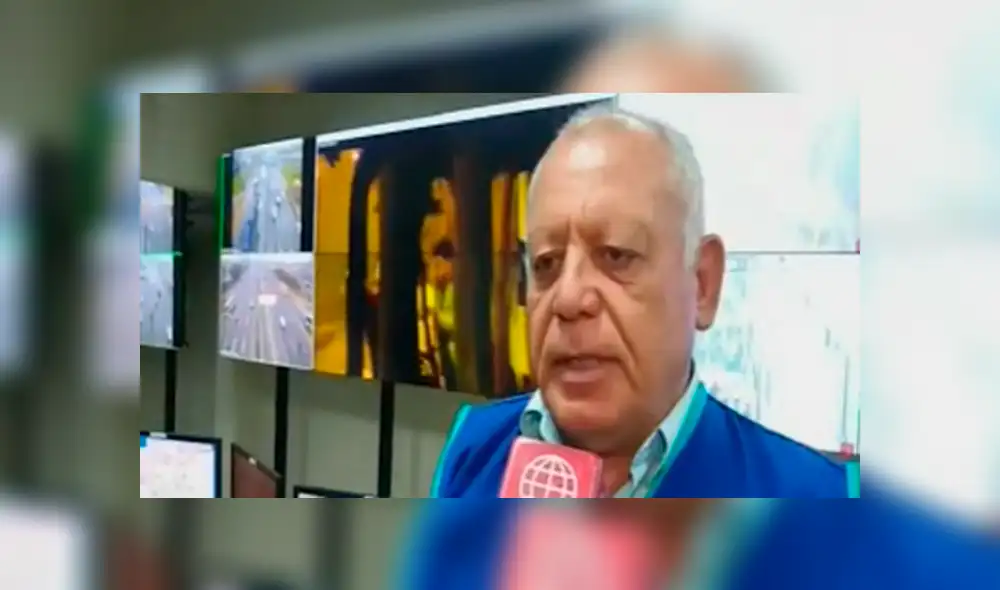 Transeúntes ayudan a ciudadano venezolano para que no le roben su motocicleta en el Cercado de Lima [VIDEO]